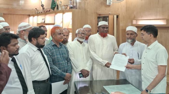 নীলফামারীতে নিত্য প্রয়োজনীয় দ্রব্যের মূল্য বৃদ্ধির প্রতিবাদে স্মারকলিপি