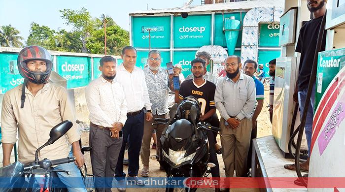 নওগাঁয় অ্যাপভিত্তিক ফুয়েল ব্যবস্থাপনা: ভোগান্তি কমে মিলছে জ্বালানি তেল