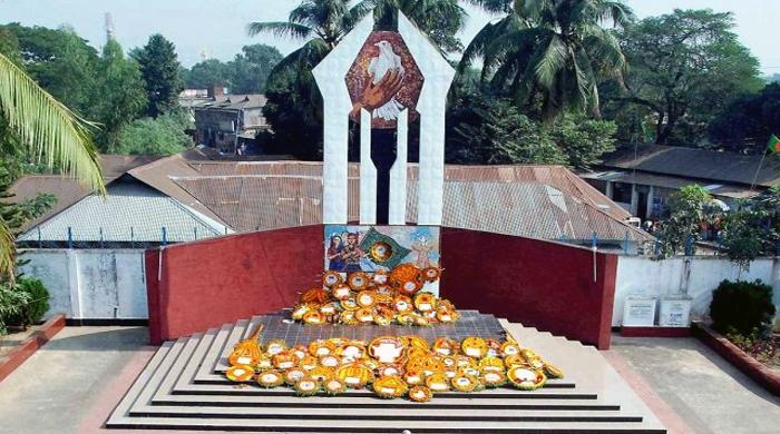 আজ গাইবান্ধা হানাদার মুক্ত দিবস