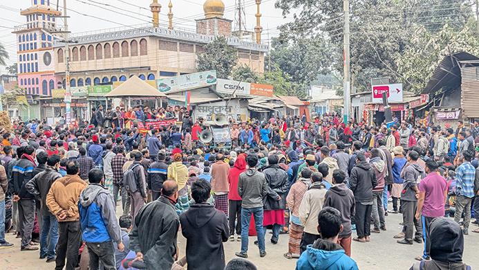 গাইবান্ধায় ব্যাটারিচালিত যানবাহন চালকদের ৭ দিনের আল্টিমেটাম