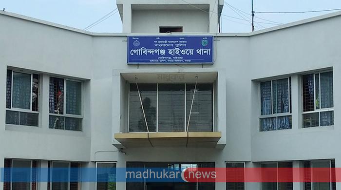 গোবিন্দগঞ্জে মহাসড়ক থেকে অজ্ঞাতনামা যুবকের মরদেহ উদ্ধার