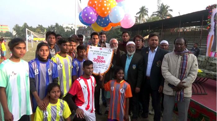 নওগাঁয় শেখ কামাল ২য় বাংলাদেশ যুব গেমসের উদ্বোধন