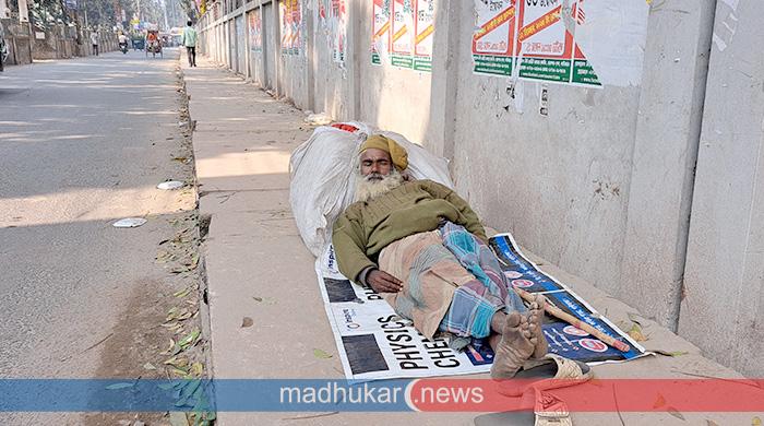 রাস্তাই যাদের ঠিকানা...