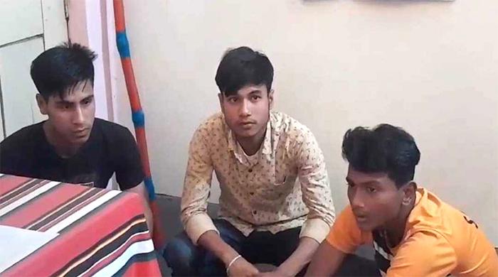 ধাপেরহাট ইউপি নির্বাচনে জাল ভোট দিতে গিয়ে আটক ৩ তরুণ 