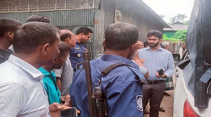 সুন্দরগঞ্জে গাঁজাসেবীর কারাদণ্ড ও জরিমানা