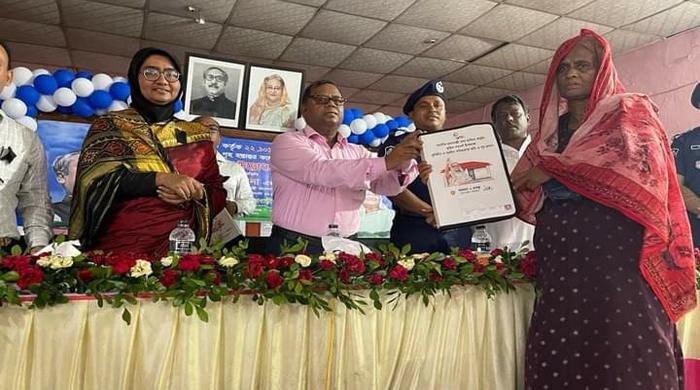 পলাশবাড়ী উপজেলাকে ভূমি ও গৃহহীনমুক্ত ঘোষণা