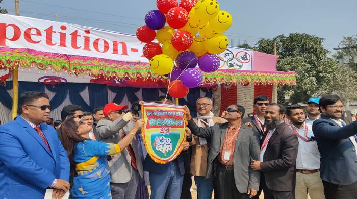 দিনাজপুর আমেনা-বাকী রেসিডেন্সিয়াল মডেল স্কুল এন্ড কলেজে বার্ষিক ক্রীড়া প্রতিযোগিতা শুরু
