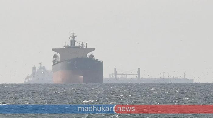 হরমুজ প্রণালি নিয়ে নতুন নীতিমালা ঘোষণা