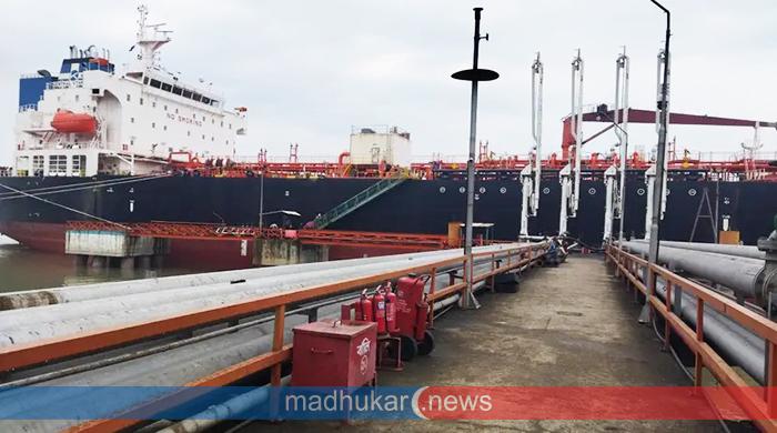 ১৫ এপ্রিলের মধ্যে এলপিজি-এলএনজি নিয়ে দেশে আসছে পাঁচ জাহাজ