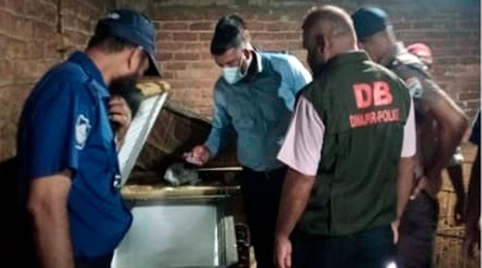  পার্বতীপুরে ভেজাল ও অস্বাস্থ্যকর খাদ্যের বিরুদ্ধে অভিযান, ৪ প্রতিষ্ঠানকে ৫ লাখ টাকা জরিমানা 