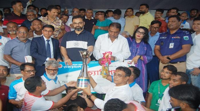 খেলাধুলার মাধ্যমে ভবিষ্যত প্রজন্মকে সুস্থ হিসেবে গড়ে তুলতে চাই- যুব ও ক্রীড়া প্রতিমন্ত্রী