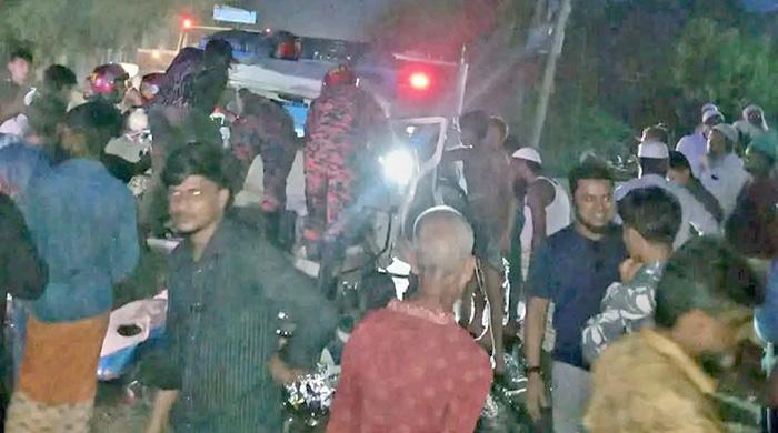 গোবিন্দগঞ্জে সড়ক দুর্ঘটনায় পিকআপ চালক নিহত