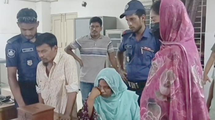  গোবিন্দগঞ্জে প্রসূতি সেজে শিশু চুরির ঘটনায় স্বামী-স্ত্রী আটক, শিশু উদ্ধার