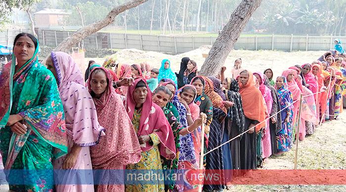 গাইবান্ধায় সুষ্ঠু ও শান্তিপূর্ণভাবে শেষ হলো ভোটগ্রহণ, চলছে ভোট গণনা