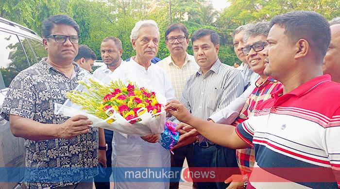 নজরুল বিশ্ববিদ্যালয় পরিদর্শনে সংস্কৃতি মন্ত্রী