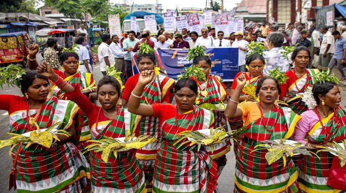 সাঁওতালদের ভূমি ও অধিকার রক্ষায় সমাবেশ মিছিল ও প্রতিবাদী সাংস্কৃতিক অনুষ্ঠান সাঁওতালদের ভূমি ও অধিকার রক্ষায় সমাবেশ মিছিল ও প্রতিবাদী সাংস্কৃতিক অনুষ্ঠান