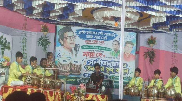  শিক্ষানবিশ একদল তবলা শিল্পীদের আত্মপ্রকাশ