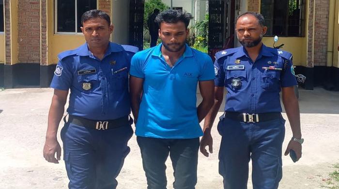 রাণীনগরে গৃহবধূকে ধর্ষণচেষ্টার অভিযোগে যুবক গ্রেফতার