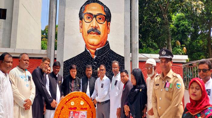 গোবিন্দগঞ্জে জাতীয় শোক দিবস পালন গোবিন্দগঞ্জে জাতীয় শোক দিবস পালন
