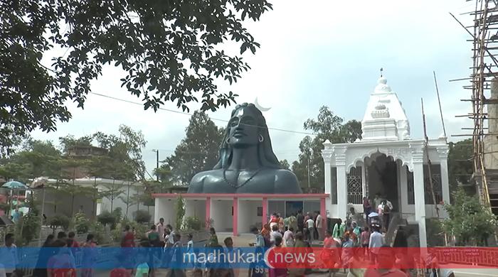 পলাশবাড়ীর কোমরপুরে শিবসহ শতাধিক দেবদেবীর নান্দনিক মন্দির