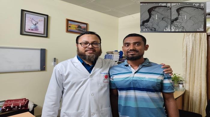 কানের শব্দের নেপথ্যে রক্তনালির জটিলতা, কাটাছেঁড়া ছাড়াই প্রথম সফল চিকিৎসা কানের শব্দের নেপথ্যে রক্তনালির জটিলতা, কাটাছেঁড়া ছাড়াই প্রথম সফল চিকিৎসা