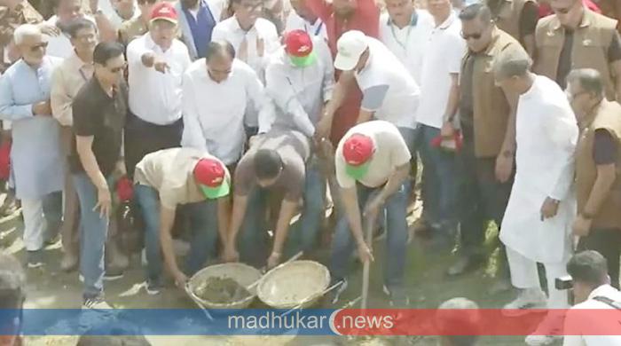 খাল খনন কর্মসূচির উদ্বোধন করলেন প্রধানমন্ত্রী