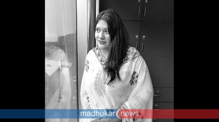 কনটেন্ট ক্রিয়েটর ও অভিনেত্রী কারিনা কায়সার আর নেই