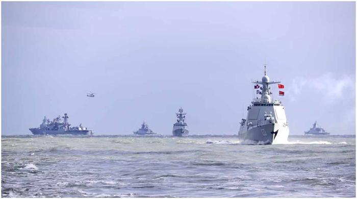 জাপান সাগরে যৌথ মহড়ায় চীন-রাশিয়া জাপান সাগরে যৌথ মহড়ায় চীন-রাশিয়া