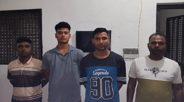 চোর সন্দেহে যুবককে পিটিয়ে হত্যা, আটক ৪