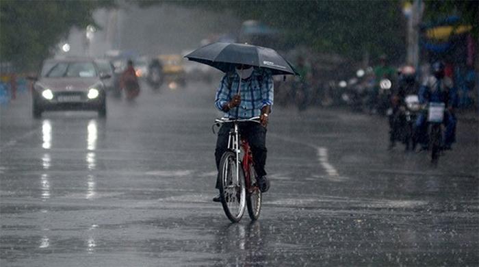 দেশের বিভিন্ন স্থানে টানা এক সপ্তাহ বজ্রসহ বৃষ্টির পূর্বাভাস