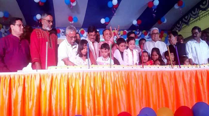 জেলা পরিষদের উদ্যোগে জাতির পিতা বঙ্গবন্ধু শেখ মুজিবুর রহমানের ১০৩ তম জন্ম দিবস পালন