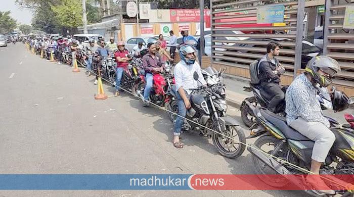পেট্রোল পাম্পগুলো প্রশাসন ও প্রভাবশালীদের কব্জায়