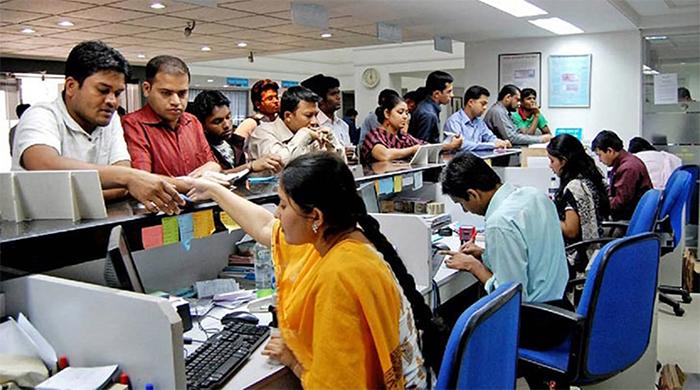 ব্যাংক থেকে নগদ ৩ লাখ টাকার বেশি তোলা যাবে না