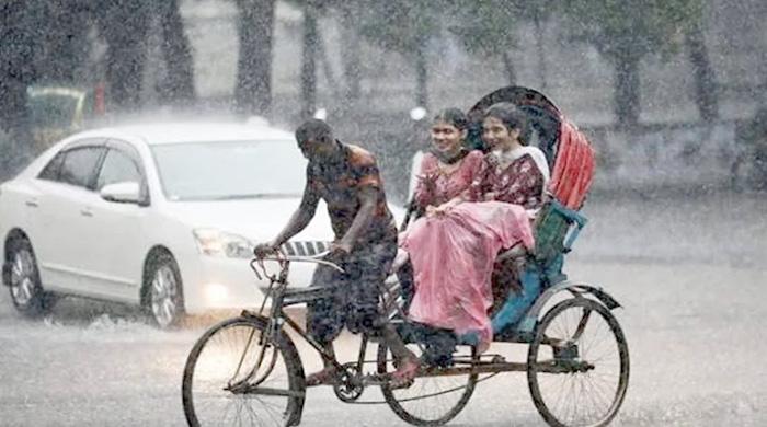 যেসব জেলায় বৃষ্টি হতে পারে আজ