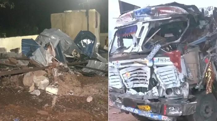 ভারতে মন্দিরের কাছে নিয়ন্ত্রণহীন ট্রাক চাপায় ১২ ভক্ত নিহত