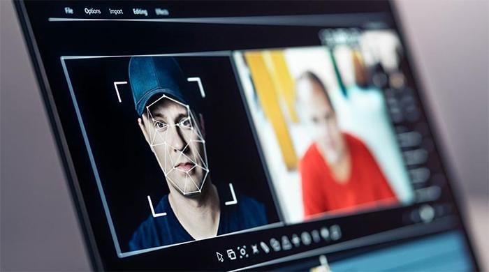 সোশ্যাল মিডিয়ায় ভুয়া এআই কনটেন্ট শনাক্ত করবেন যেভাবে