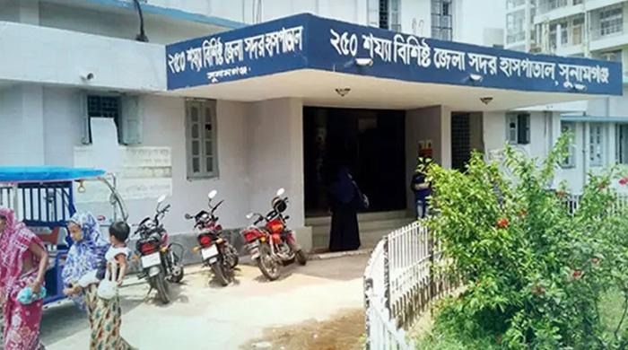 সন্তানদের নিয়ে বাবার ‘বিষপান’, ৩ শিশুর মৃত্যু