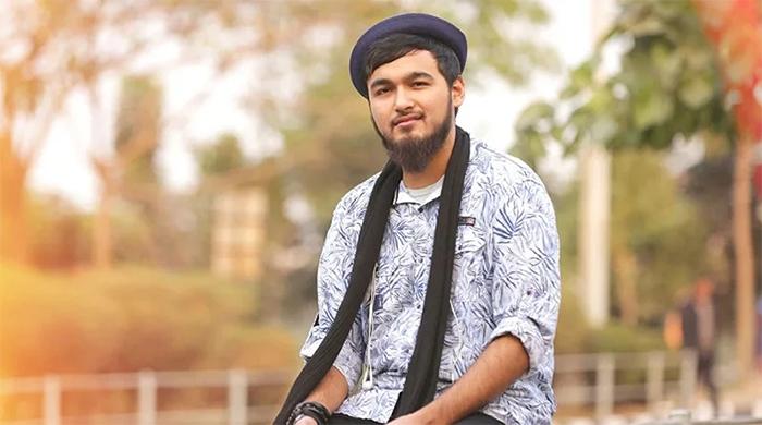 সংগীতশিল্পী নোবেল গ্রেপ্তার