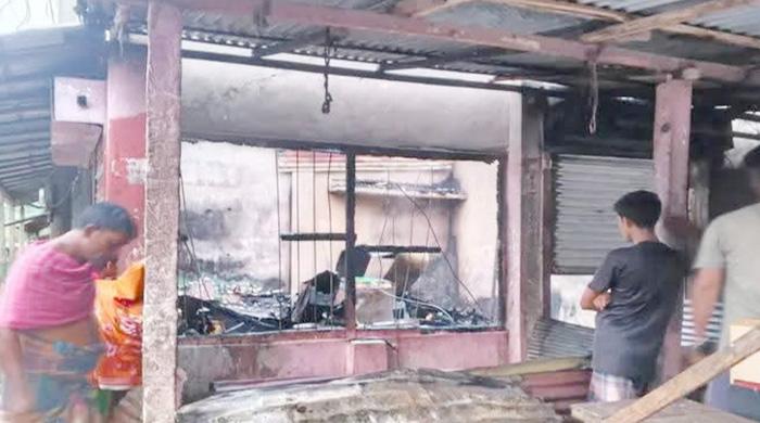 সুন্দরগঞ্জে আগুনে পুড়লো অর্ধকোটি টাকার সম্পদ