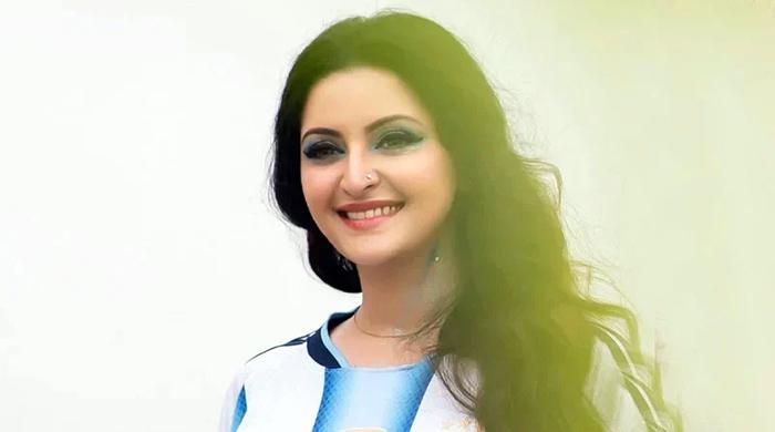 হারলো আর্জেন্টিনা, মুসিবত কাটলো পরীমণির
