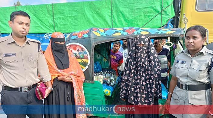 সাদুল্লাপুরে ৫০ বোতল ফেনসিডিলসহ দুই নারী গ্রেপ্তার 