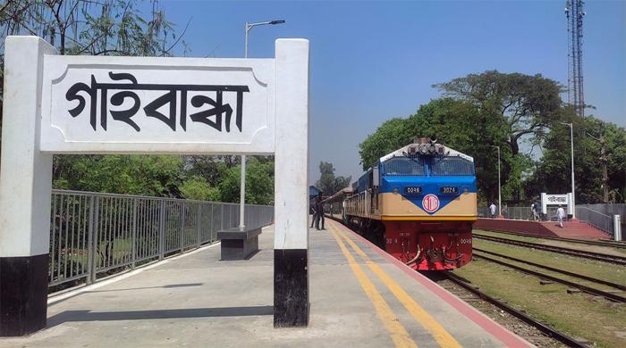 গাইবান্ধায় ট্রেনের ধাক্কায় প্রাণ গেল বৃদ্ধার