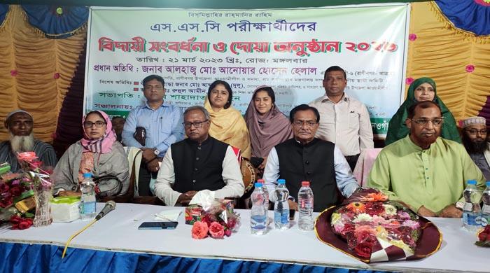 রাণীনগরে শিক্ষার্থীদের বিদায়ী সংবর্ধনা অনুষ্ঠিত