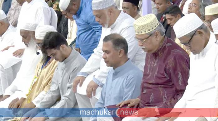 রাষ্ট্রপতি ও প্রধানমন্ত্রীর অংশগ্রহণে ঈদুল ফিতরের প্রধান জামাত অনুষ্ঠিত