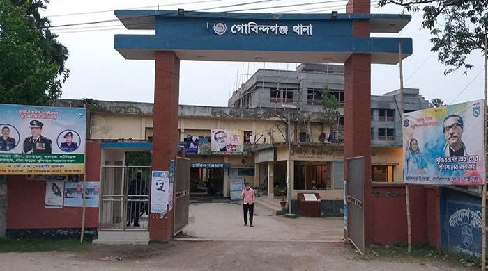 গোবিন্দগঞ্জে গরুসহ চোর আটক