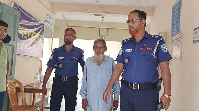 পীরগঞ্জে প্রতিবন্ধী শিশুকে ধর্ষণচেষ্টার অভিযোগে এক বৃদ্ধ গ্রেপ্তার
