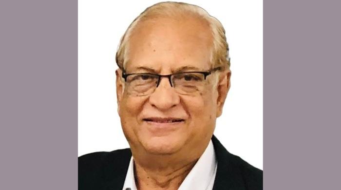 বিদায়ী প্রজন্মের শেষ আকুতি: এক টুকরো শান্তি কি শুধুই একলা নিজের হয়?