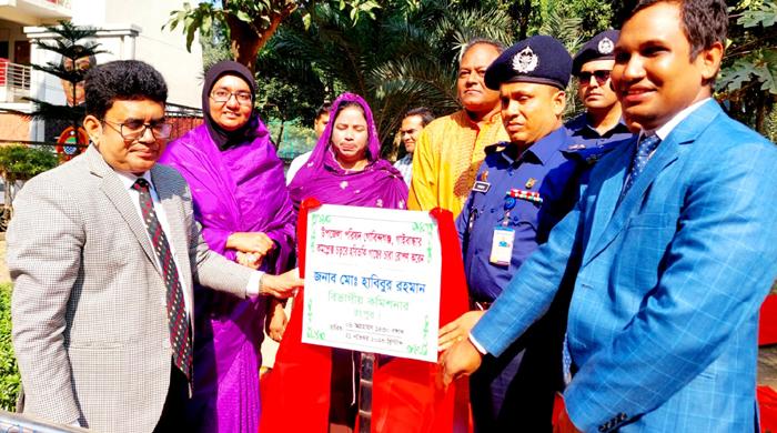 গোবিন্দগঞ্জে রংপুর বিভাগীয় কমিশনারের মতবিনিময়