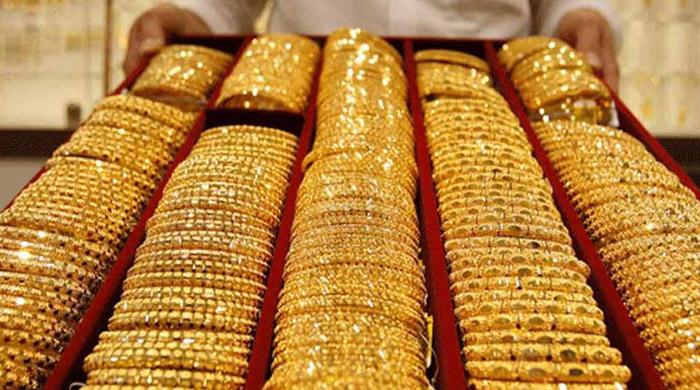 স্বর্ণের দাম কমলো ভরিতে ১১৬৬ টাকা 