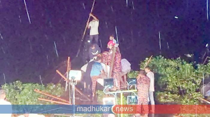 জামালপুরে ভাসমান সেতু ভেঙে নিহত বেড়ে ৫, নিখোঁজ ৫